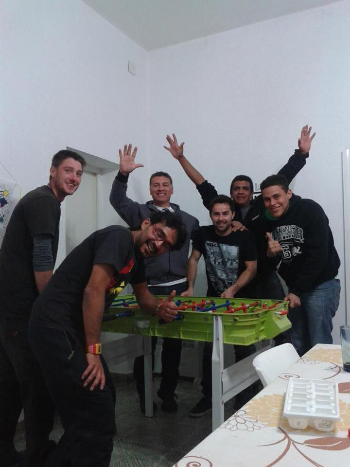 Wayra Hostel La Rioja Bagian luar foto