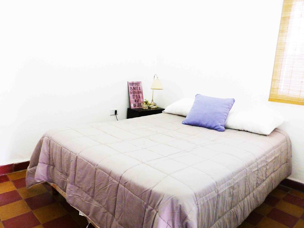Wayra Hostel La Rioja Ruang foto