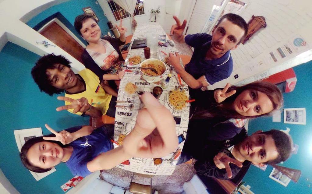 Wayra Hostel La Rioja Bagian luar foto